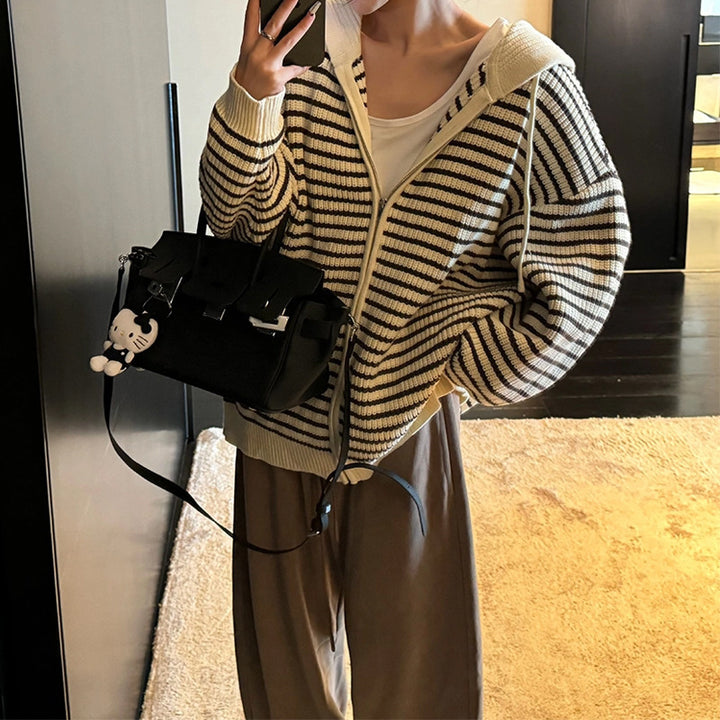 Dame Oversized Cardigan med Glidelås og Hette Skjora