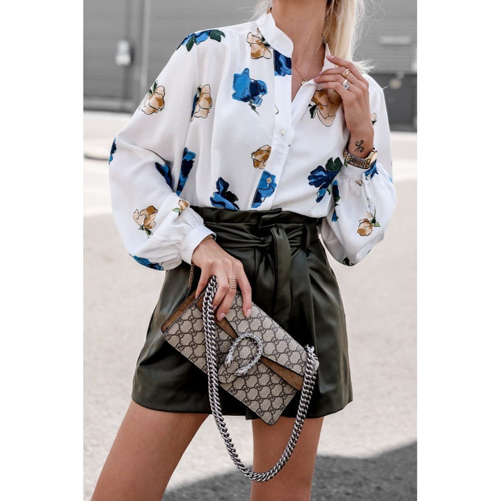 Bluse for kvinner med blomsterdesign og ballongermer Skjora