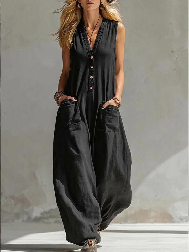 Dame jumpsuit med dyp V-halsing og praktiske lommer Skjora