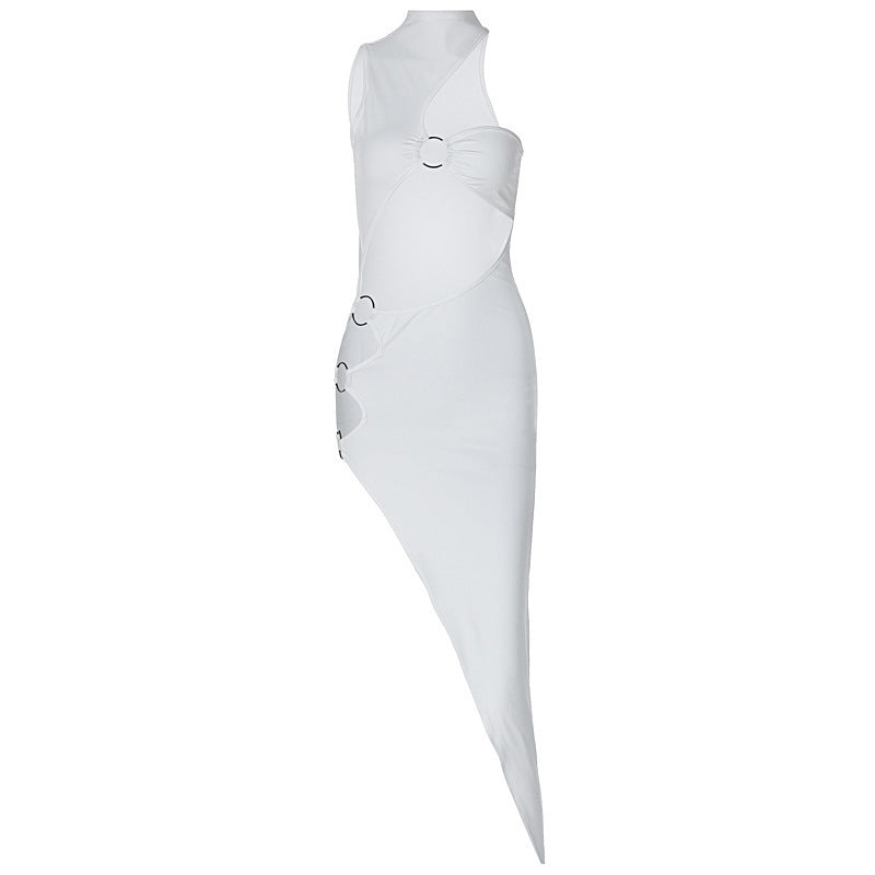 Dame figurnært asymmetrisk kjole med raffinerte cut-outs og motedetaljer Skjora