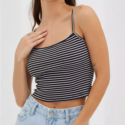 Damer heklet Crop-Top med fint stripemønster og komfortabel passform Skjora