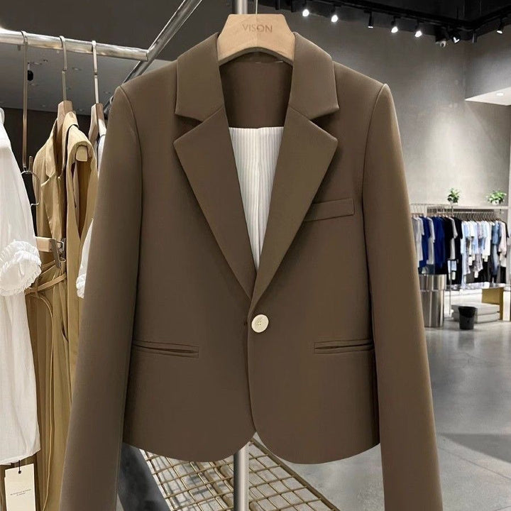 Dame elegant og skreddersydd blazer med slanke reverser Skjora