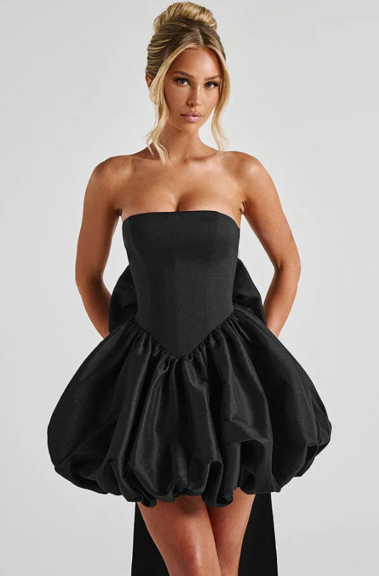 Damen Ballkleid mit voluminösem Rock und schulterfreiem Design Skjora