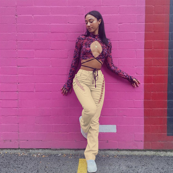 Dame Crop-Top med innovativt cut-out-design og lange ermer Skjora