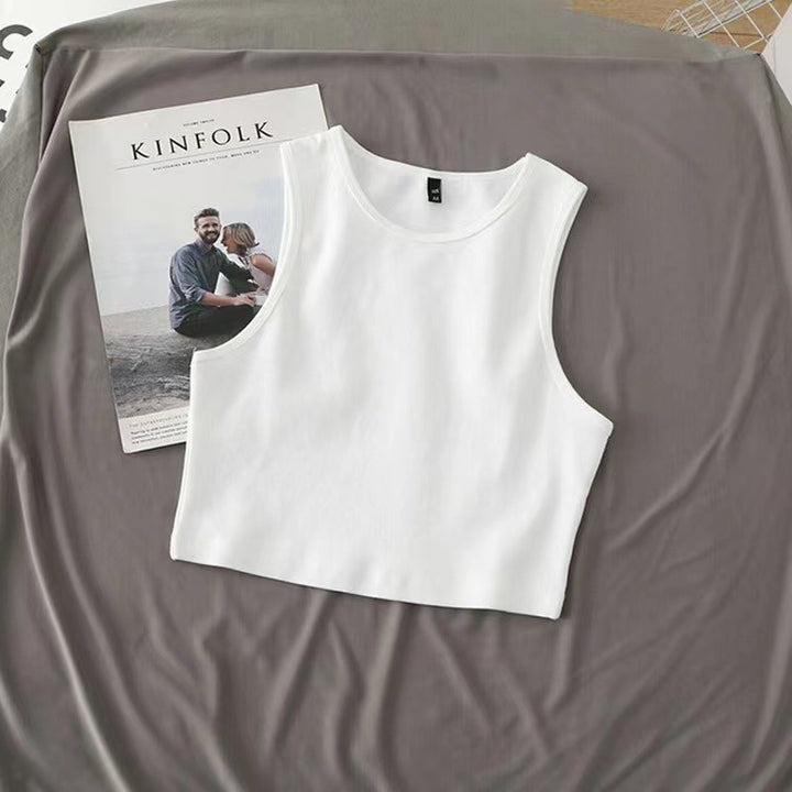 Dame crop top laget av pustende materiale med en figurnærende cut