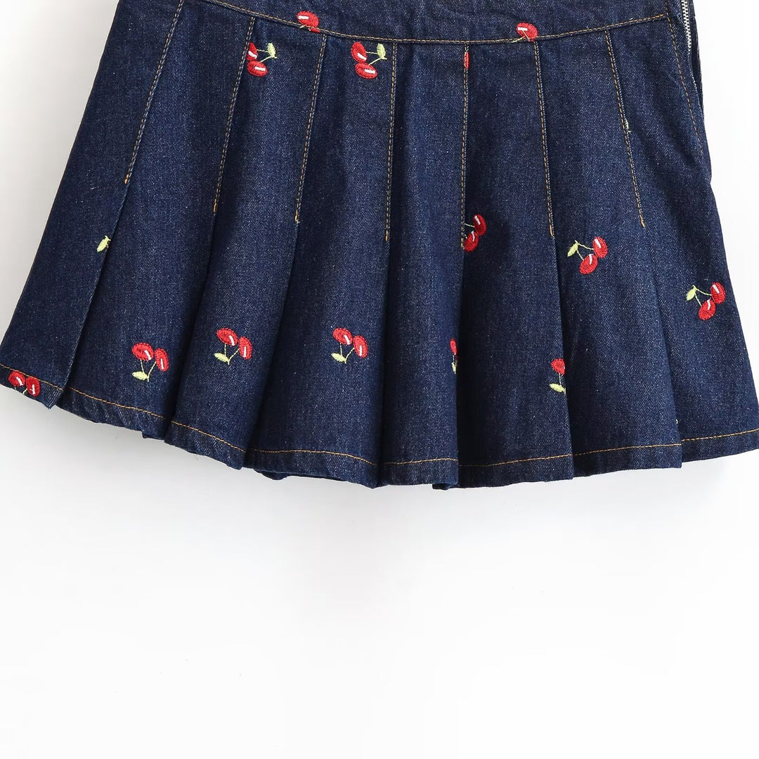 Dame jeansrulle med detaljerte broderier og plisserte design Skjora