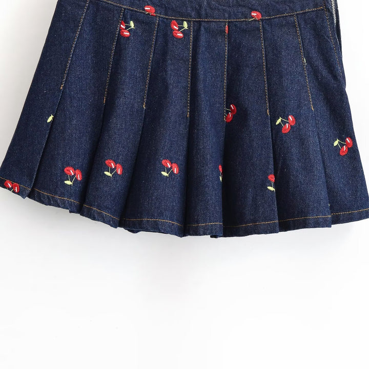Dame jeansrulle med detaljerte broderier og plisserte design Skjora