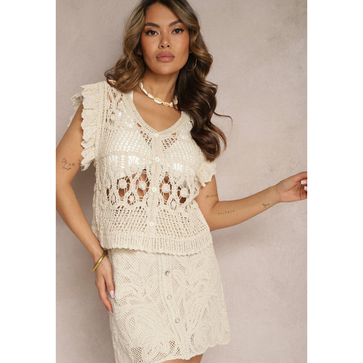 Dame heklebluse med feminine volanger Skjora