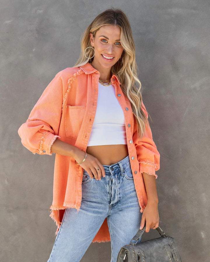 Damer Oversized Denim Skjortejakke med Råkant Detalj Skjora