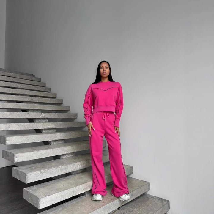 Kvinnelig moteriktig sport loungewear-sett med ledig passform og elastisk midje Skjora