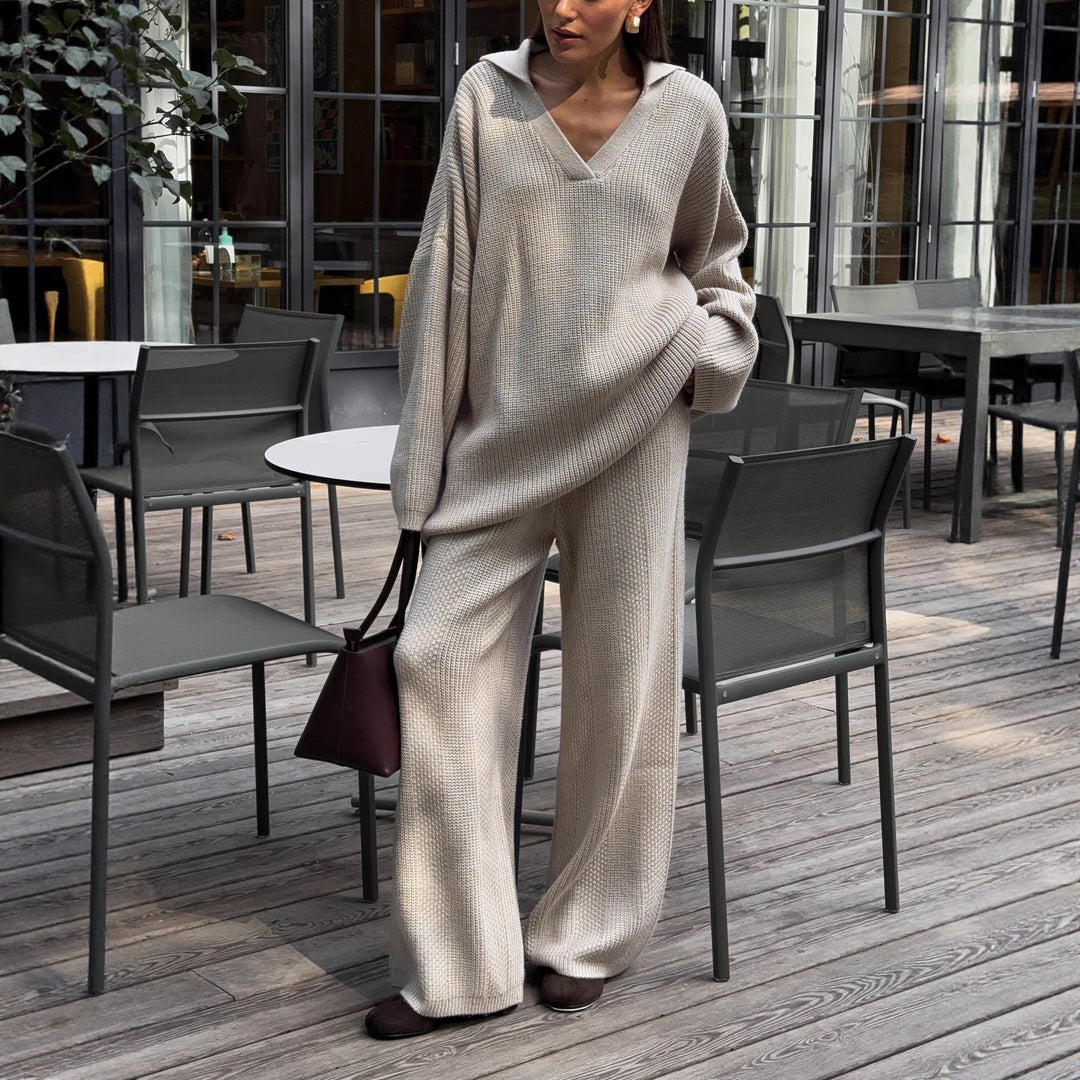 Kvinnelig stilige ribbestrikket loungewear-sett med løs passform topp og bredskårne bukser Skjora