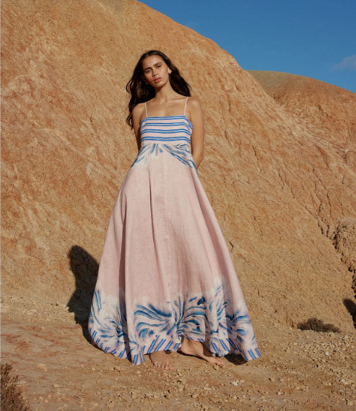 Dame maxi kjole med subtil gradient og blomster mønster Skjora