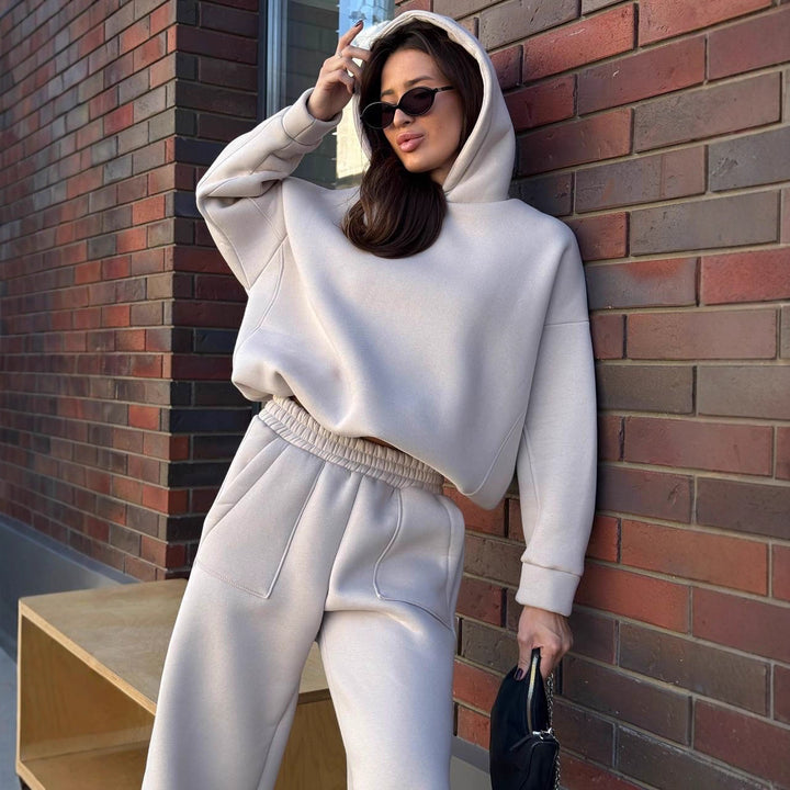 Dame casual hoodie og jogger kombinasjon Skjora