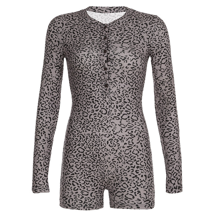 Dame jumpsuit med elegant leopardmønster og praktisk knappeåpning Skjora