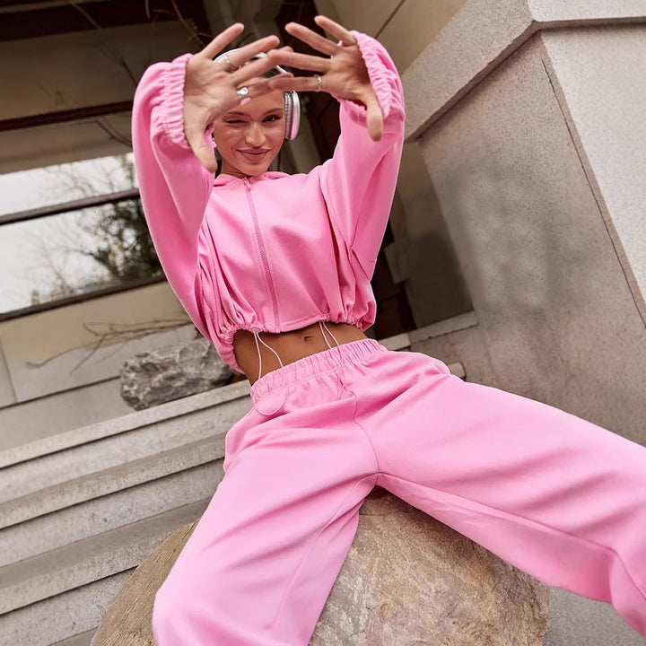 Kvinners komfortable og stilige avslappede loungewear joggedress med hette Skjora