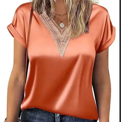 Damebluse med elegant spisskantdetalj Skjora
