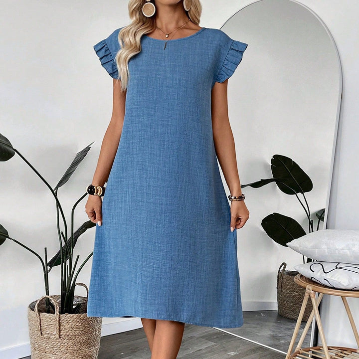 Dame casual midikjole med rysjedetaljer og klassisk snitt Skjora