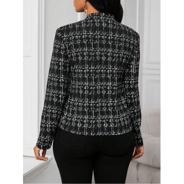 Elegant boucle-jakke for kvinner med figurtilpasset snitt Skjora
