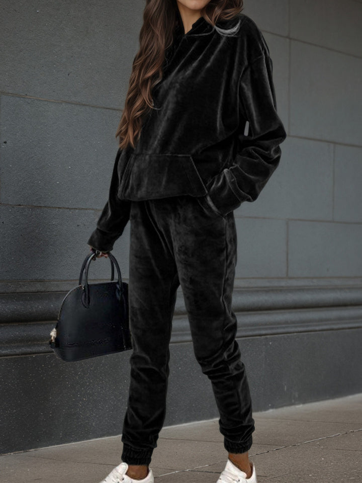 Klassisk fleece sett for damer med hette og elastisk midje Skjora