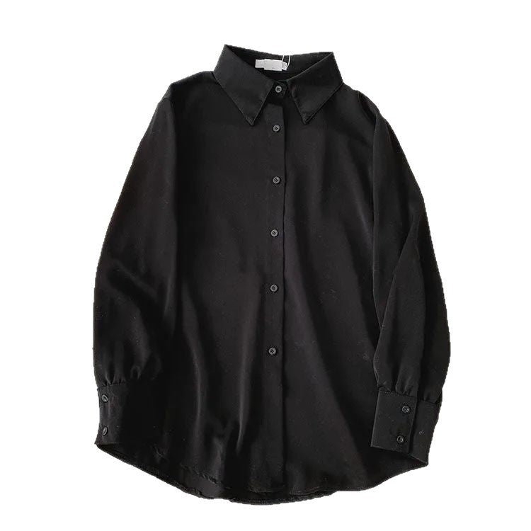 Kvinnens elegante bluse med voluminøse ermer Skjora