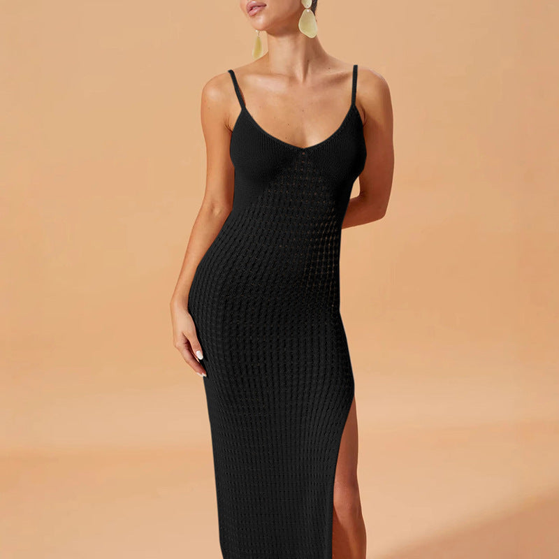 Damen Elegantes Maxikleid mit tiefem V-Ausschnitt und seitlichen Schlitzen Skjora