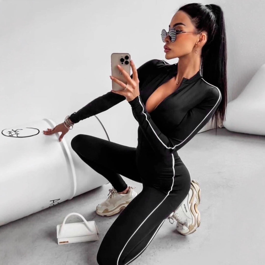 Dame Langermet Jumpsuit med høy krage og sømløst design Skjora