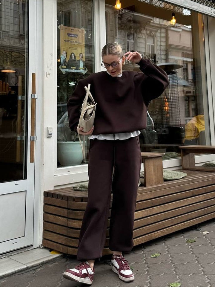 Kvinners komfortable sweatshirt og løse joggebukser sett Skjora