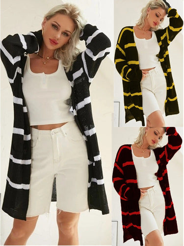 Dame lang strikket cardigan med moderne striper Skjora