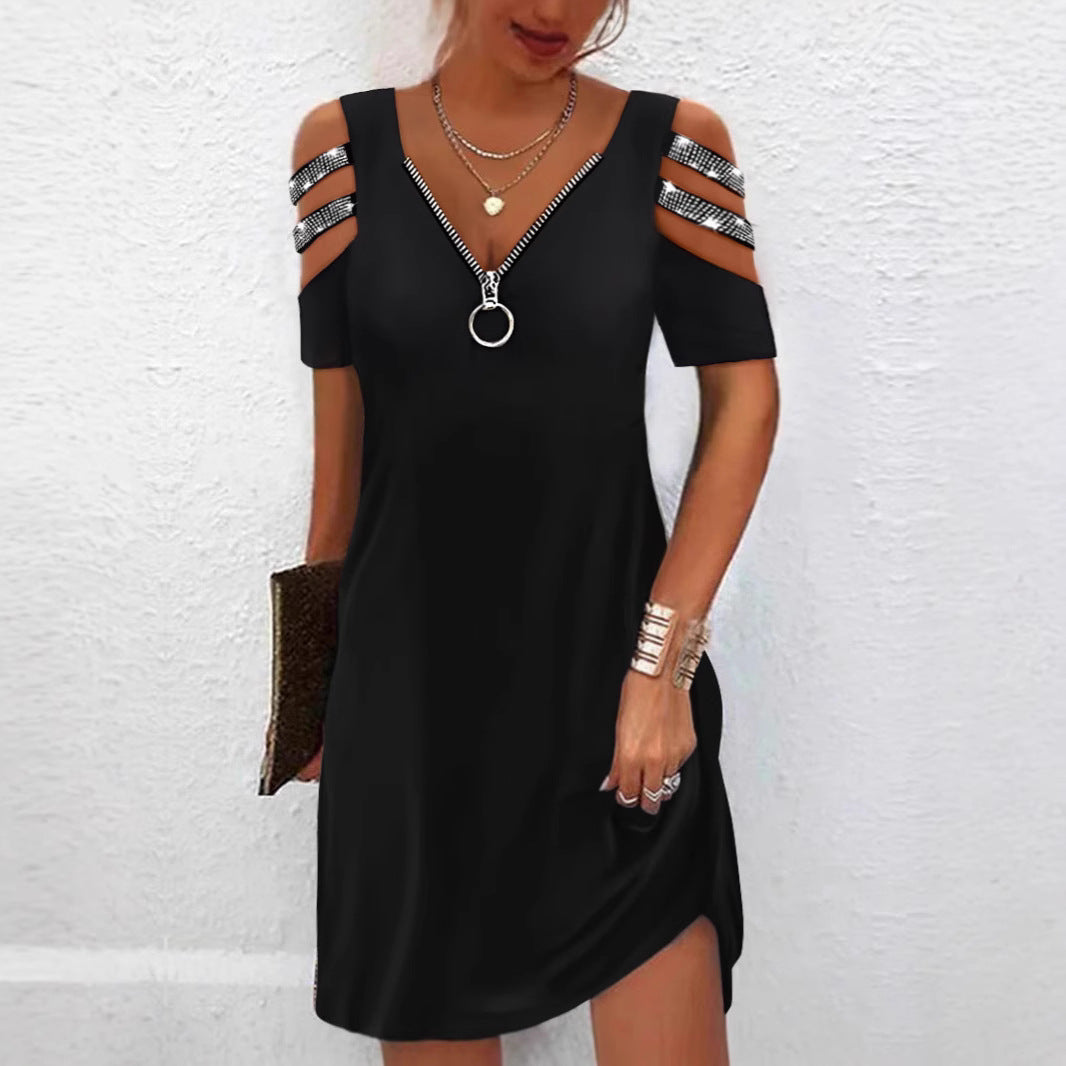 Dame Trendy kjole med off-shoulder ermer og glidelåsdetaljer Skjora