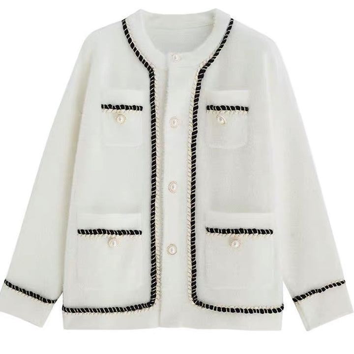 Kvinnenes elegante cardigan med kontrastdetaljer og lommer Skjora