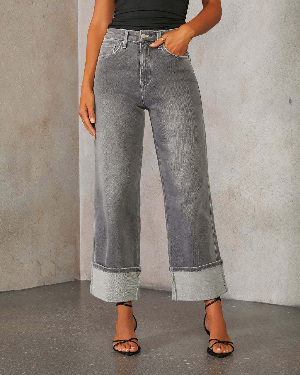 Dames brede jeans med oppbrettkant Skjora