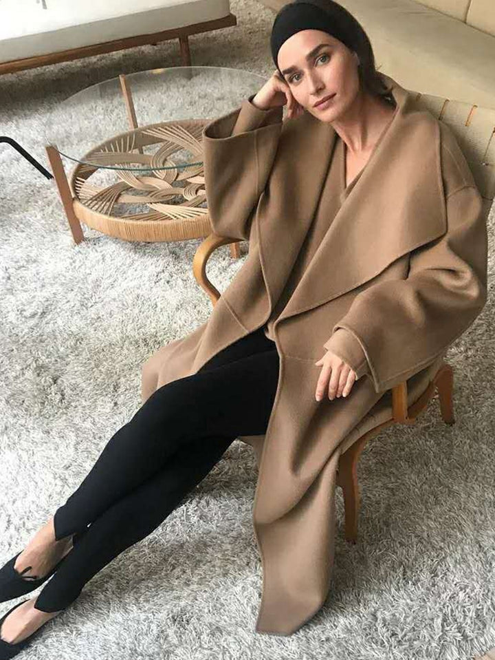 Damer Elegant Oversize-kåpe med åpen front Skjora