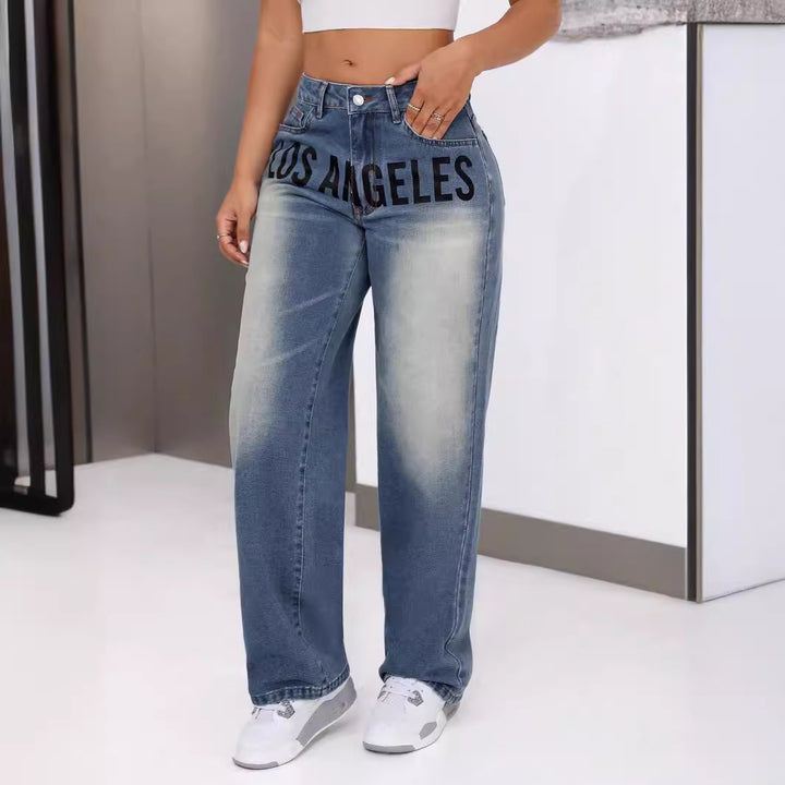 Kvinnelige bredde jeans med stilig tekst Skjora