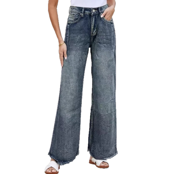Dame vidde denim-jeans med kreativt mønster og frynset kant Skjora