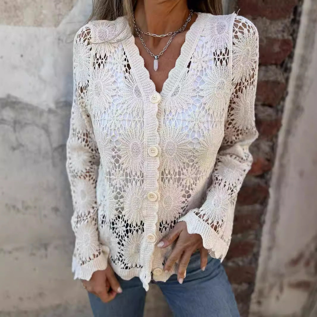 Dame heklet cardigan med blomsterdesign og knappelukking Skjora