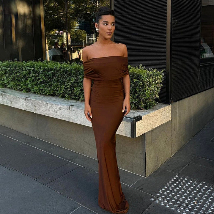 Dame Off-Shoulder Maxikjole Skjora