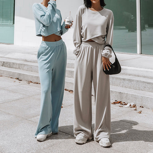 Dame casual sett med cropped topp og vide joggebukser Skjora