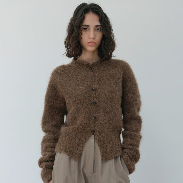 Dame elegant og varm strikket cardigan med knappestolpe Skjora