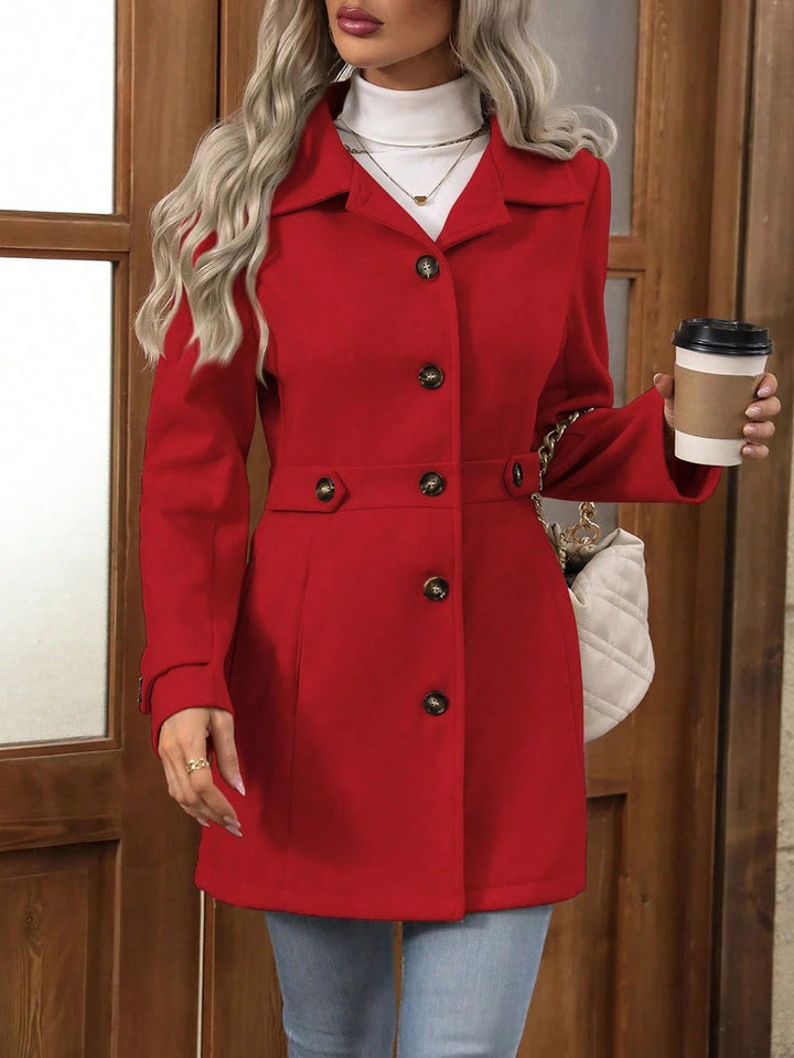 Klassisk trench coat for kvinner med belte Skjora
