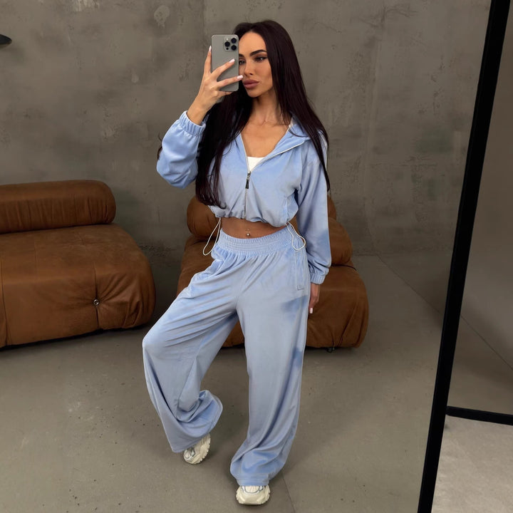 Dame sporty velour joggesett med korte ermer og vide bein Skjora