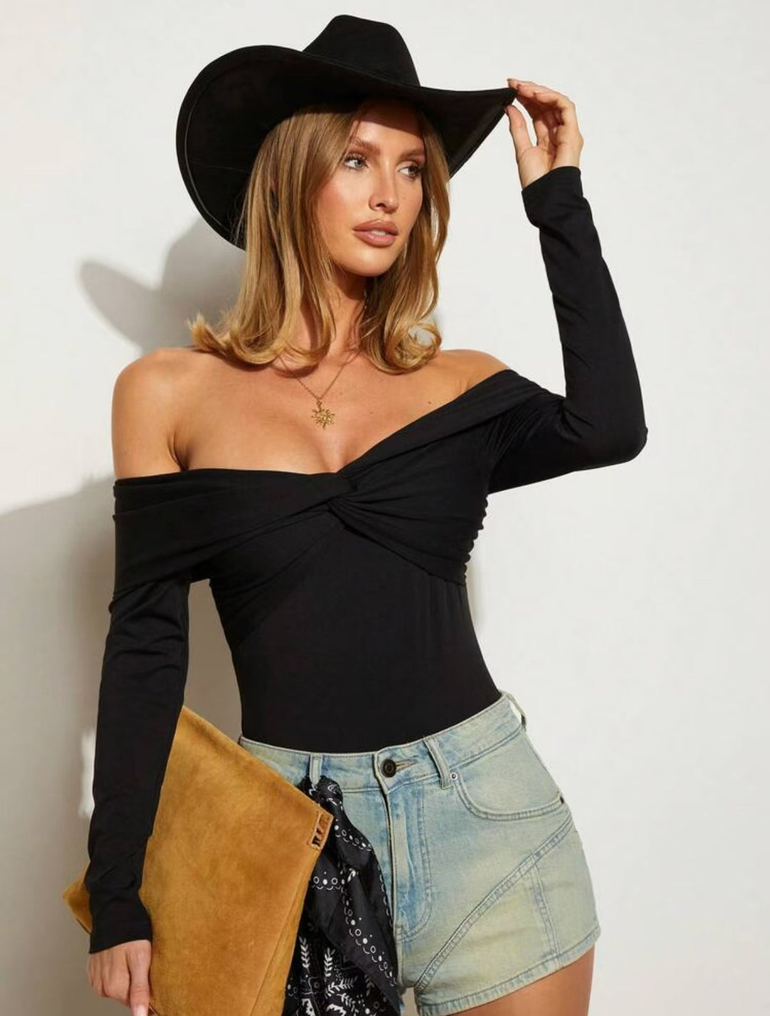 Dame Off-Shoulder Body med elegant drapering Skjora