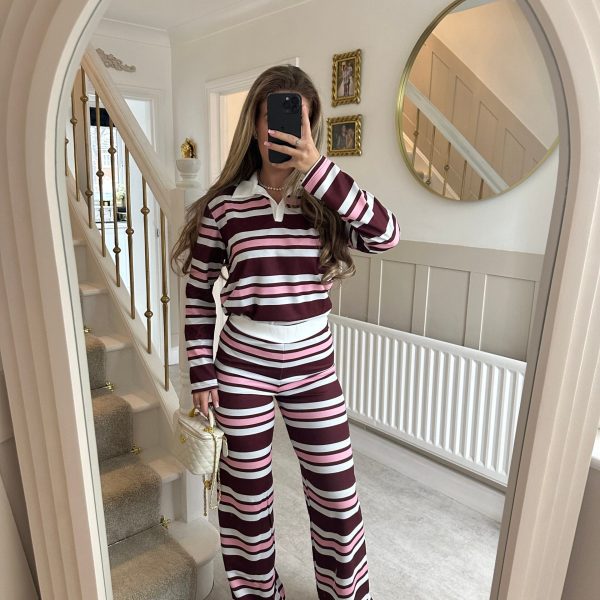 Kvinne stripete loungewear sett med høy midje og klassisk krage Skjora