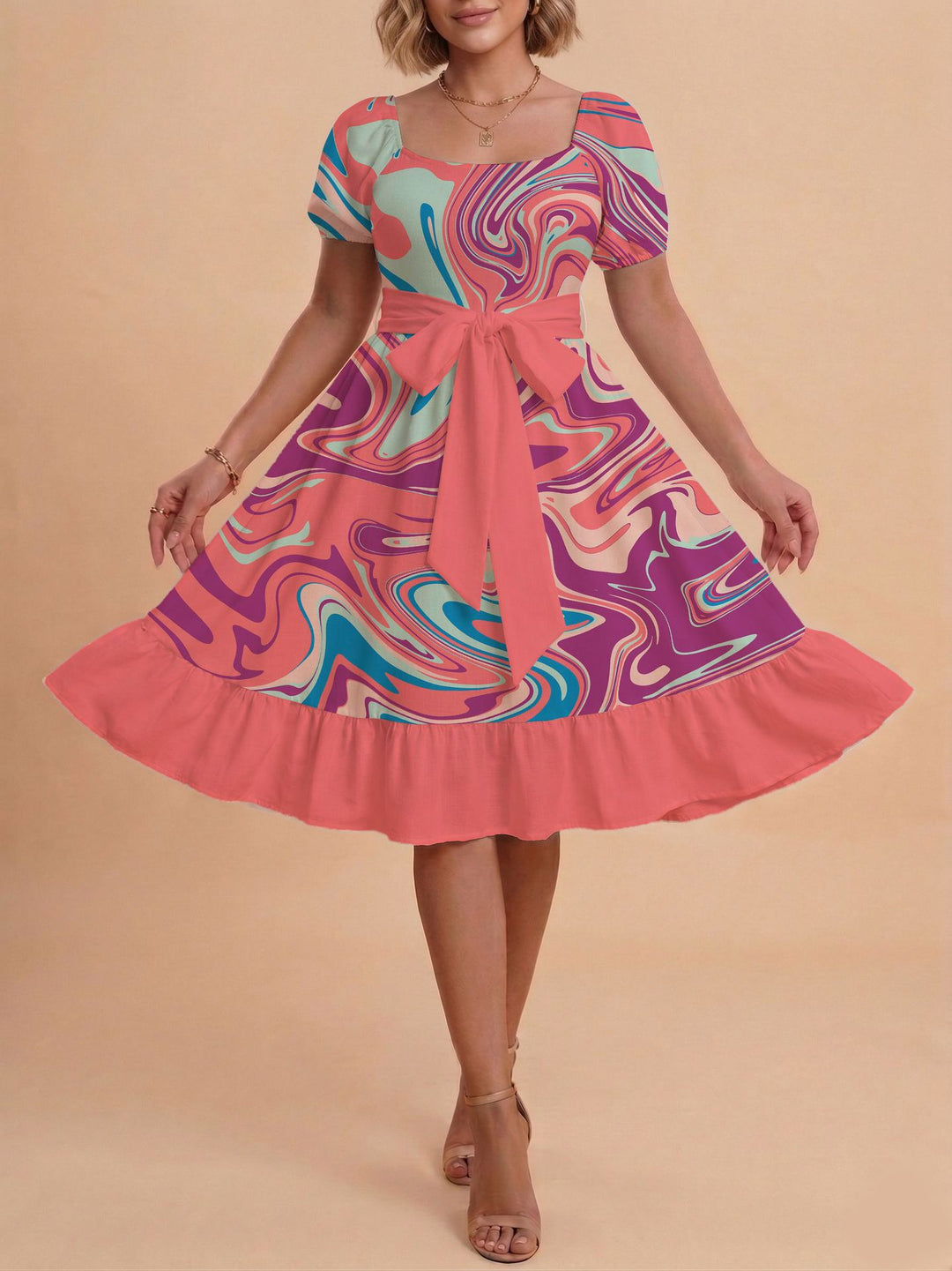 Damen Verspieltes Maxikleid mit Bärenmuster und taillierbarem Band Skjora