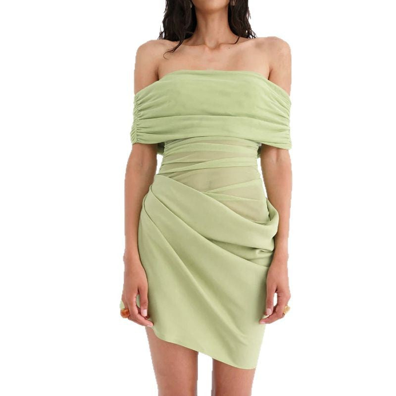 Dame Offshoulder Minikjole med innovativ draperingsdesign Skjora