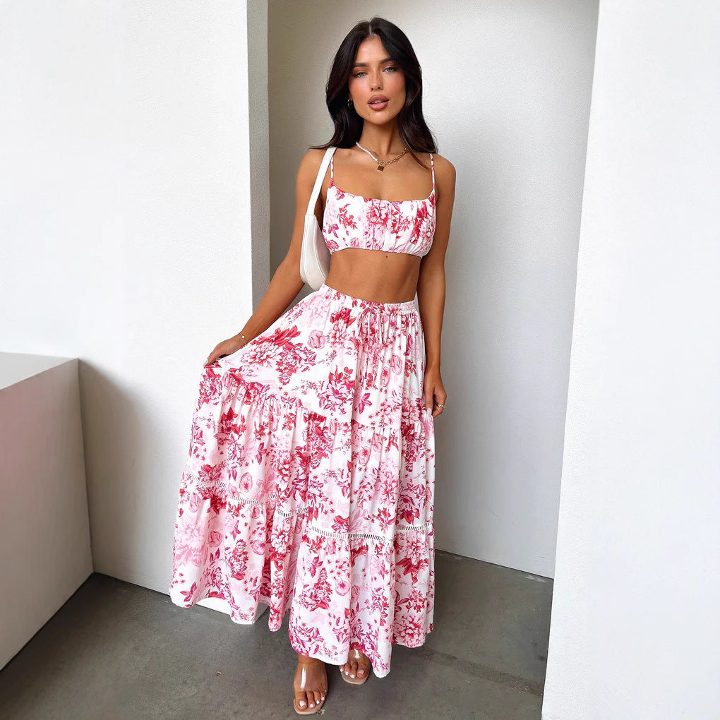 Damer to-delt sommeroutfit med blomster topp og maxi skjørt Skjora