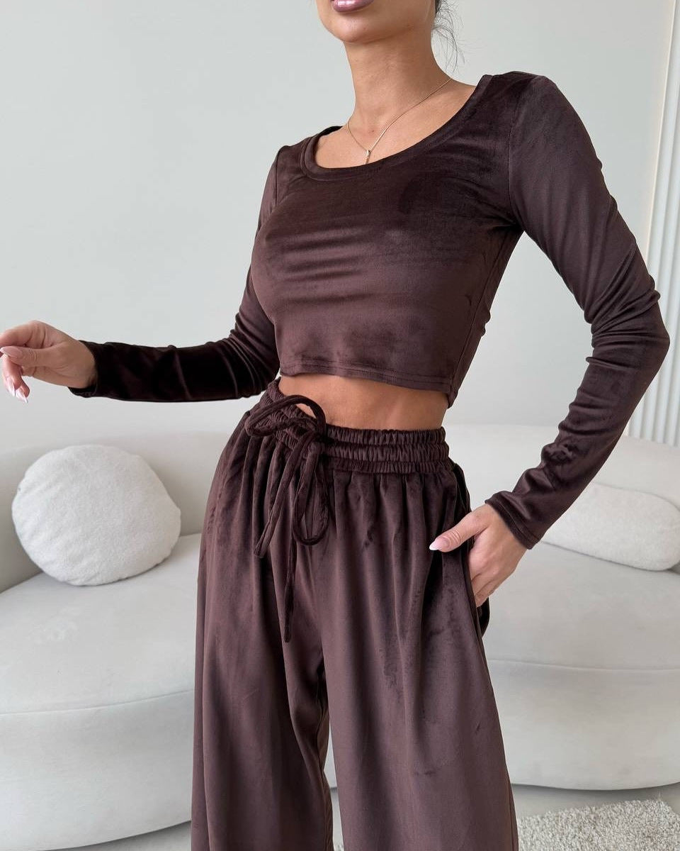 Women's cropped top and wide leg trousers set Skjora