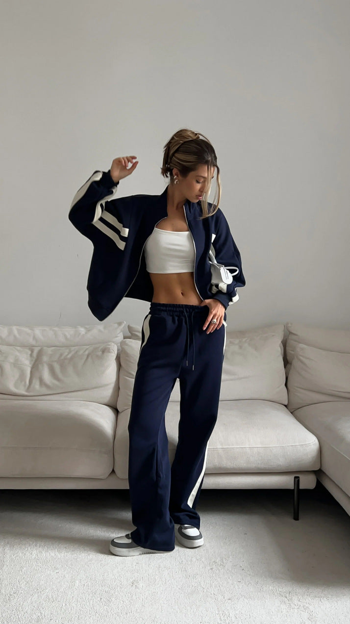 Women's sporty lounge set with comfortable zip jacket and wide leg pants Skjora