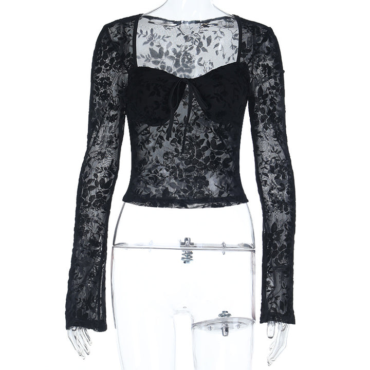 Women's form-fitting peasant blouse with long sleeves and sweetheart neckline Skjora