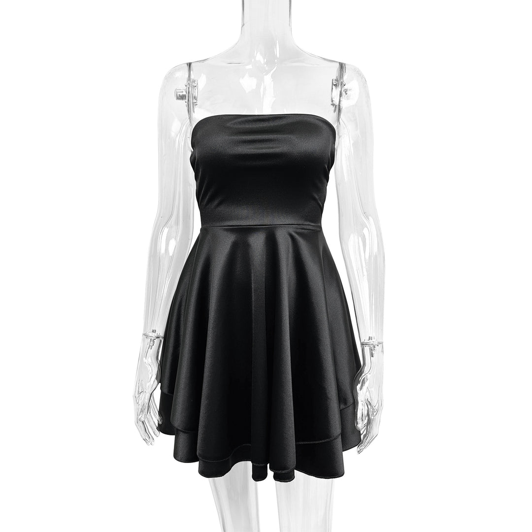 Dame Strapless Satin Minikjole med flytende skjørt Skjora