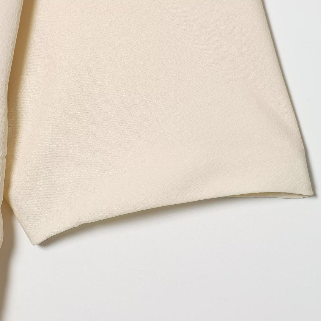 Damen asymmetrisk topp med elegant drapering Skjora